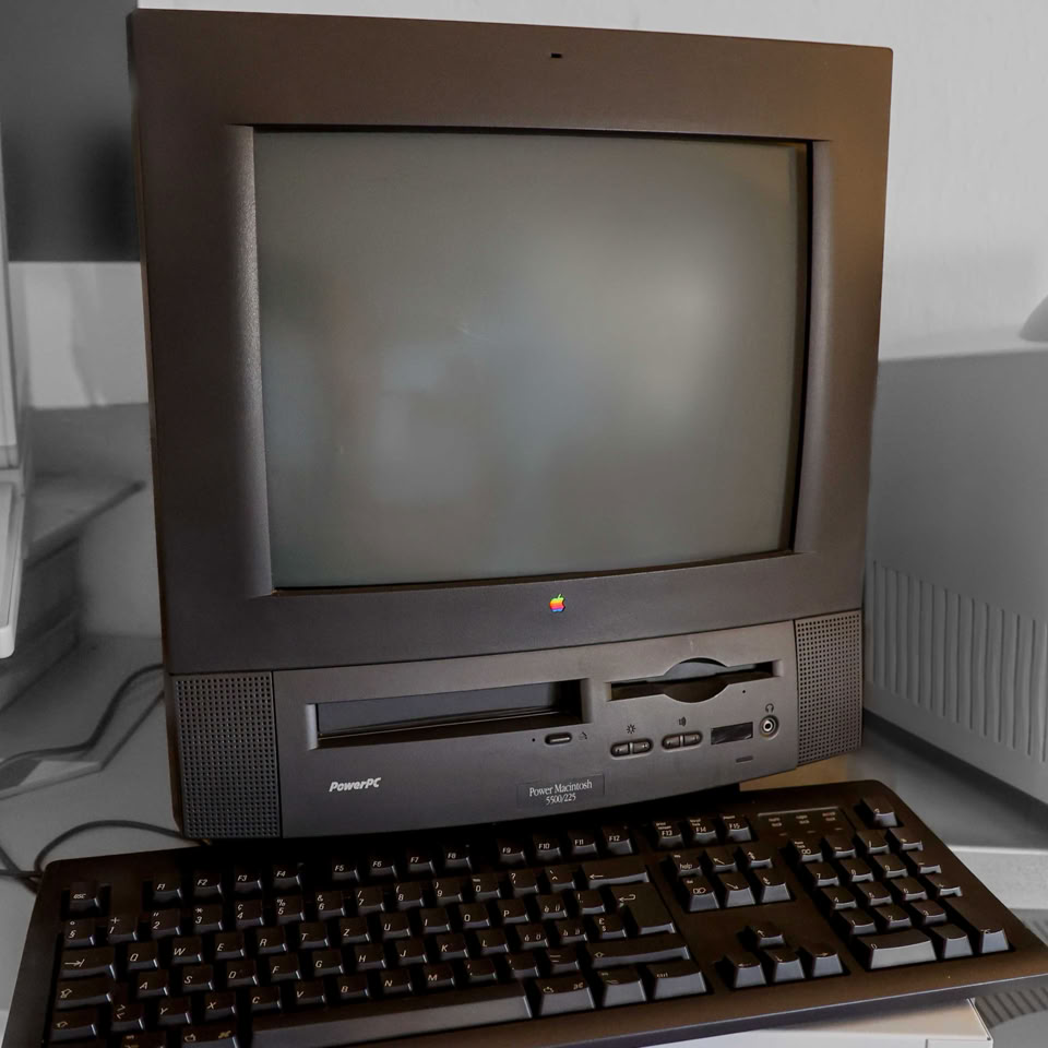 Apple Powermac 5500