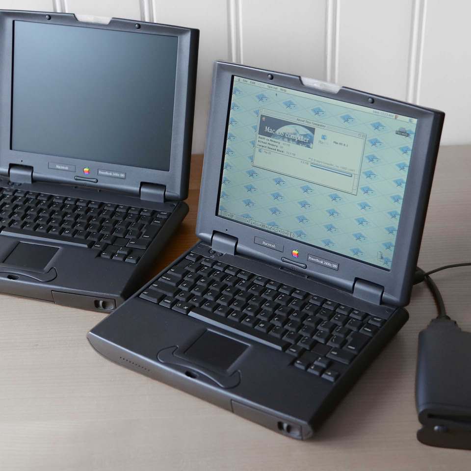 Apple Powerbook 2400c